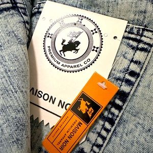 Maison Noir men’s shorts. Size 32